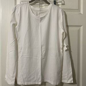 Gap white long sleeve t-shirt